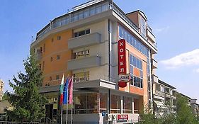 Hotel Akvaya